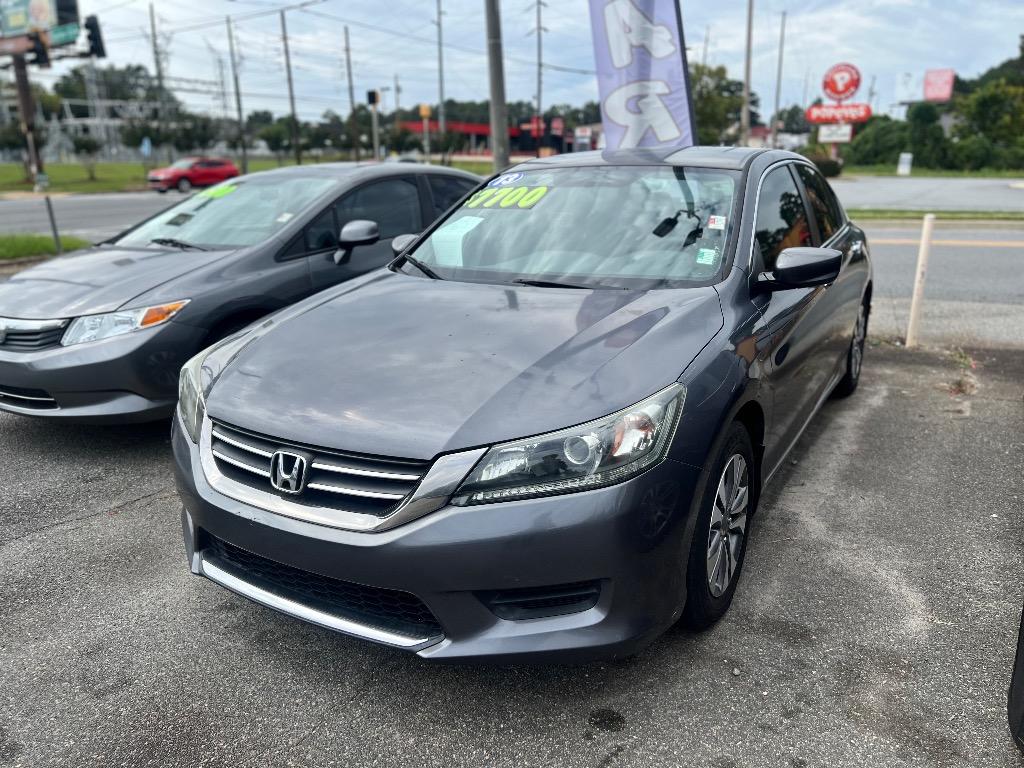 2013 Honda Accord LX's photo
