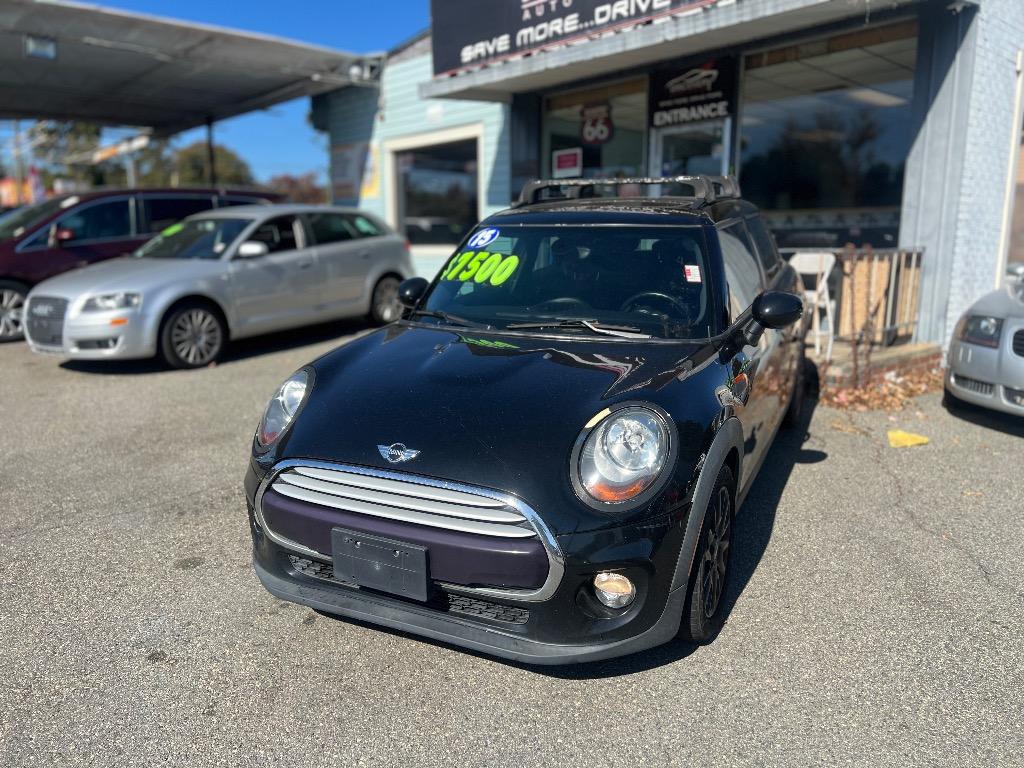 2015 MINI Cooper Base's photo