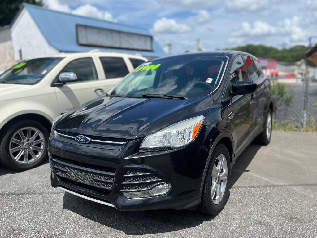 2015 Ford Escape SE's photo